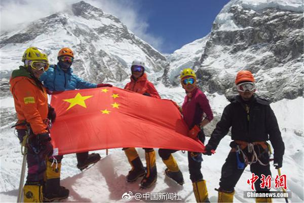 俄羅斯一購物中心遭轟擊 逝世人數(shù)升至4人