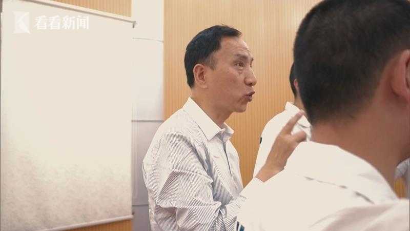 【黑科網(wǎng) 今日黑科獨(dú)家爆料】比方代寫(xiě)作業(yè)和論文